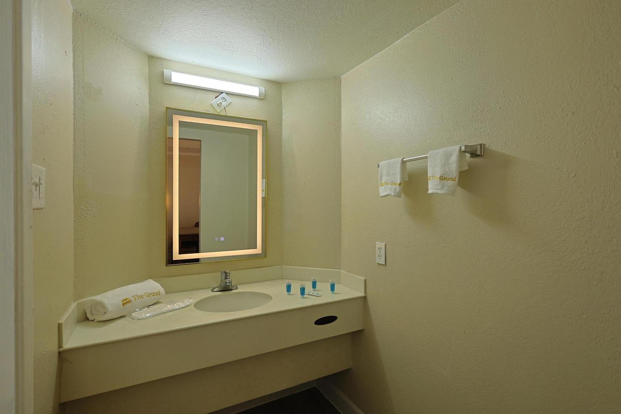 The Grand By Capital O Texarkana I-30 Ngoại thất bức ảnh
