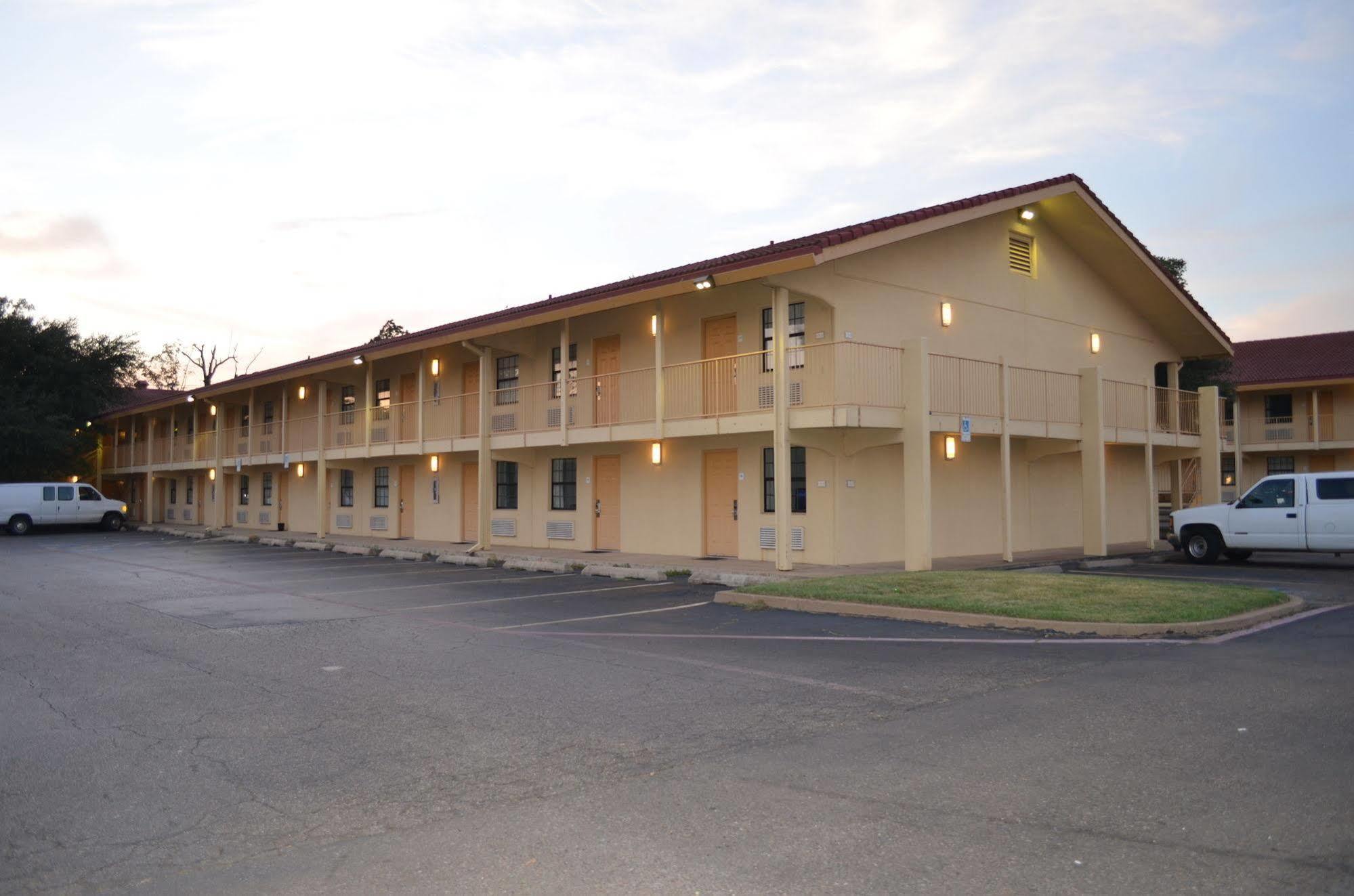 The Grand By Capital O Texarkana I-30 Ngoại thất bức ảnh